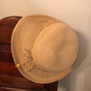 ✳️ 3 for 💲2️⃣4️⃣ ✳️  Straw-Like Hat with Tie Bow with Beads